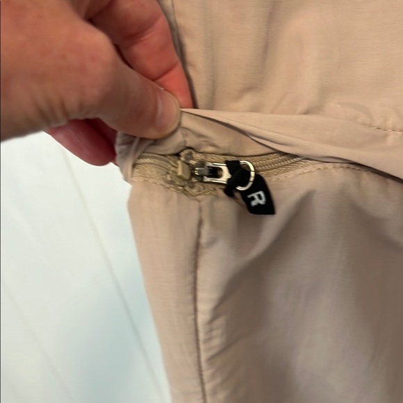 L.L. Bean Tan Cargo Pants Convertible Outdoor Wear - Picture 8 of 8